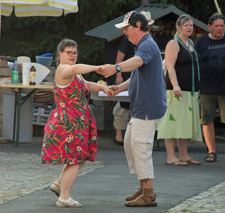 /sommerfest19/IMG_2843-e1639060141720.jpg